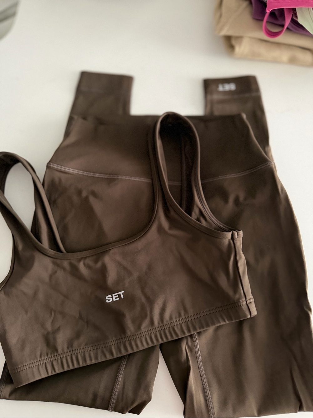 SET active leggings and bra set